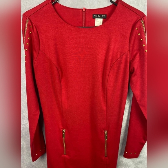 Venus Women’s‎ Preppy weekend Sexy Party Red mini Dress Gold hardware Size 2 - Picture 2 of 8